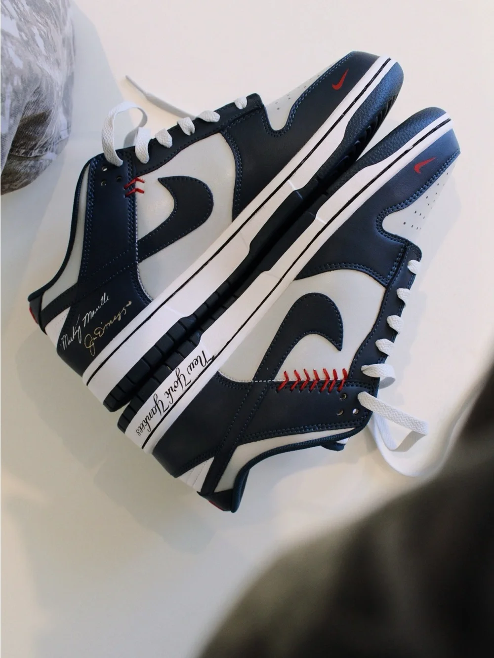 NY Yankees Nike Dunk Low 9.5
